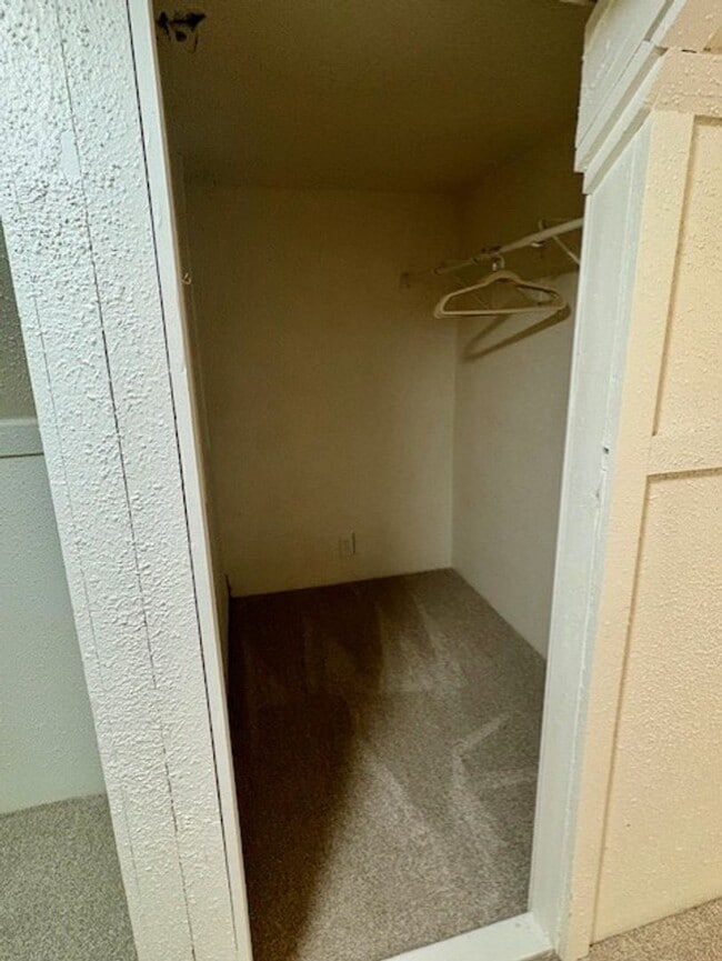 Building Photo - Charming 4-Bedroom Home in the Heart of Wi...