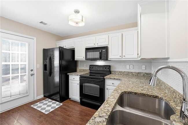 Building Photo - 1468 Box Cir