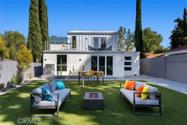 Building Photo - 4731 Topanga Canyon Blvd
