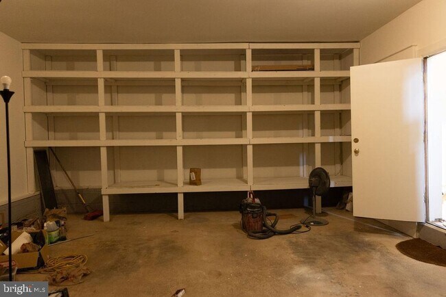 Building Photo - 1212 Forestwood Dr
