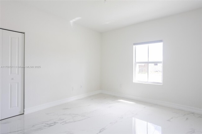 Building Photo - 21040 SW 127th Pl