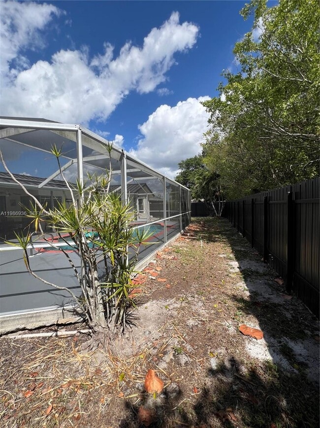 Building Photo - 7328 Pebble Beach Rd