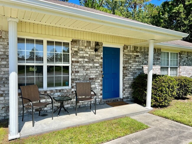 Building Photo - COMING MID-FEBRUARY 2026! (One Pet Maximum)