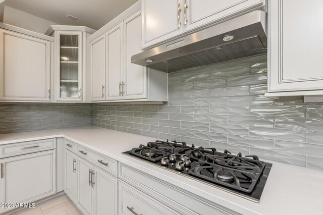 Building Photo - 15292 W Linden St