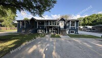 Building Photo - 511 N Platte Ave