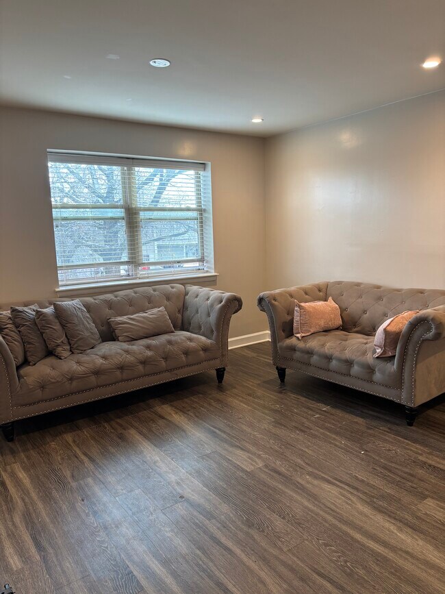 Building Photo - 2665 Martin Luther King Jr Ave SE