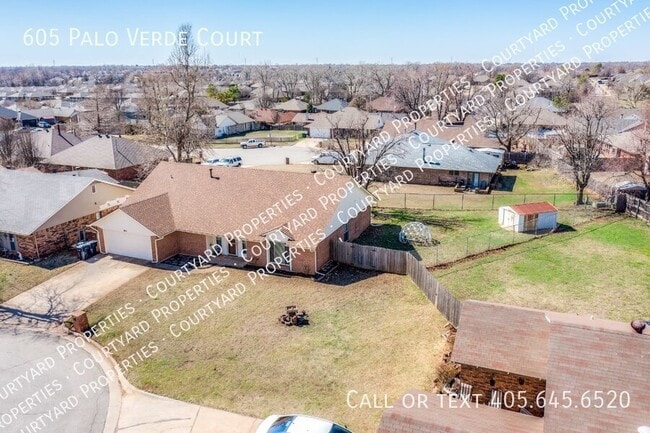 Building Photo - 605 Palo Verde Ct
