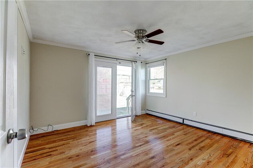 Building Photo - 76 Norseman Dr