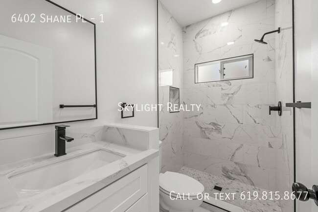 Building Photo - 6402 Shane Pl