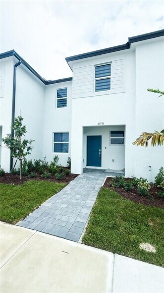 Primary Photo - 25350 SW 137th Ave