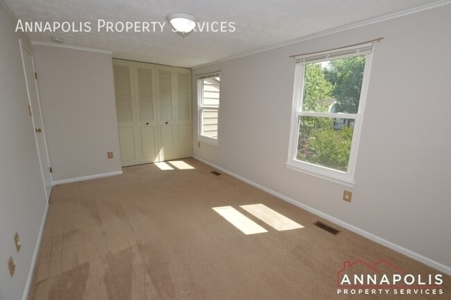 Building Photo - 1186 White Coral Ct
