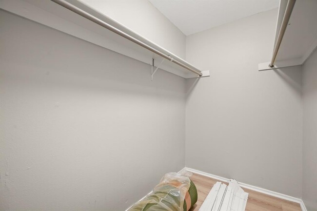 Building Photo - 4159 Steck Ave