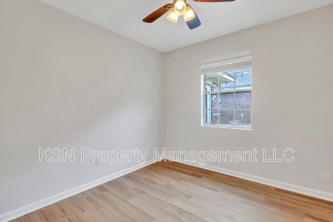 Building Photo - 208 Tech Dr