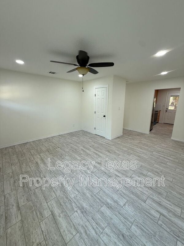 Building Photo - 6205 US-67