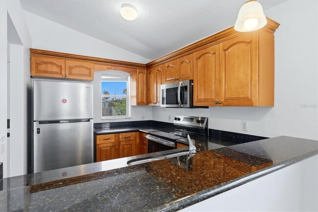 Building Photo - 3502 19th St W