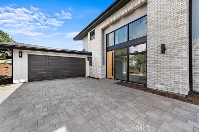 Building Photo - 980 Meadowlark Ln