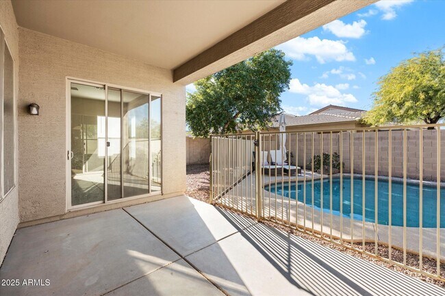 Building Photo - 35414 N 32nd Dr