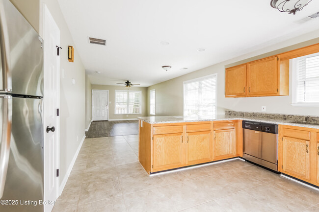 Building Photo - 6607 Glastonburg Ln
