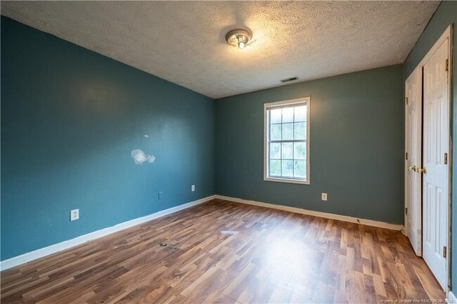 Building Photo - 352 Bubble Creek Ct