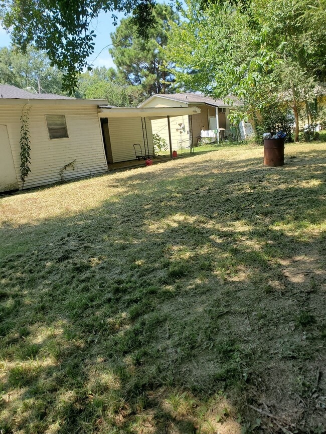 Building Photo - 114 Culpepper Dr