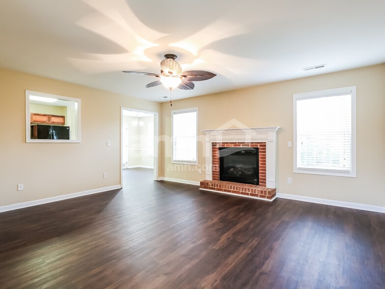 Building Photo - 101 Kirkshire Ln