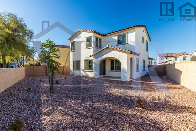 Building Photo - 3 Bed/2.5 Bath House in Gilbert! JOIN THE ...