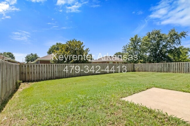Building Photo - Great Location 3 Bedroom in Bentonville!