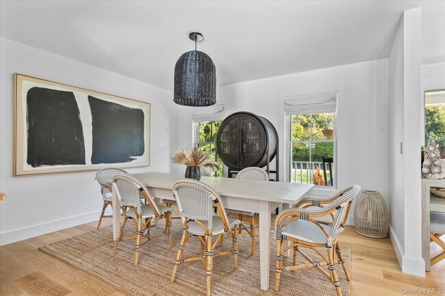 Building Photo - 805 Kayleighs Ct