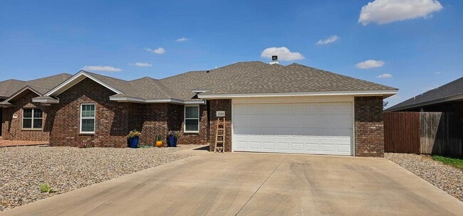 Building Photo - Beautiful 4 bedroom, 2 bath home for rent