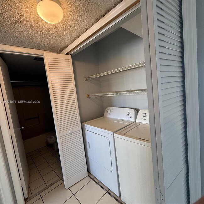 Building Photo - 8710 N Sherman Cir