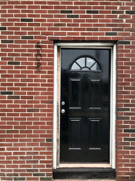 Building Photo - 508 Revere St