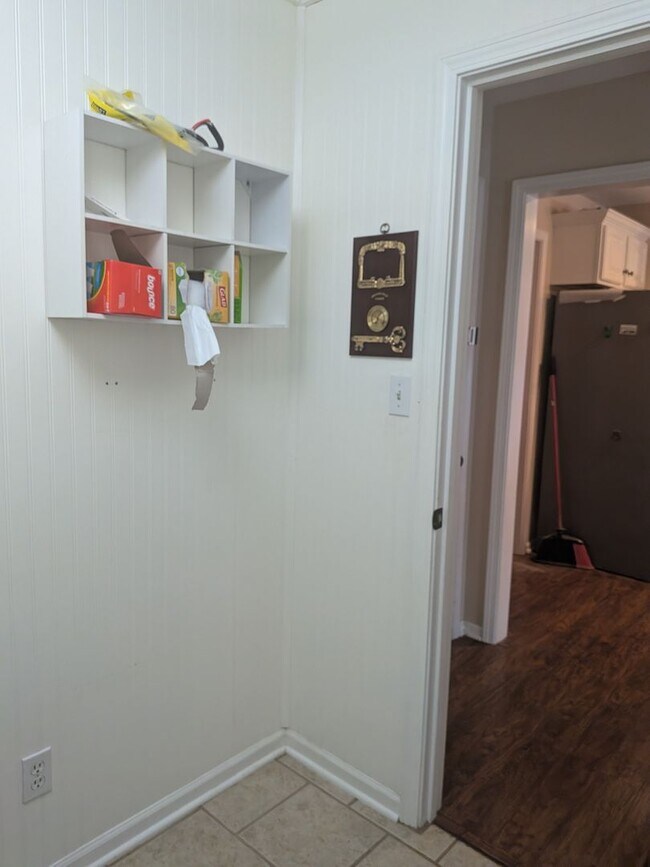 Building Photo - 4108 Cedar Crest Ln