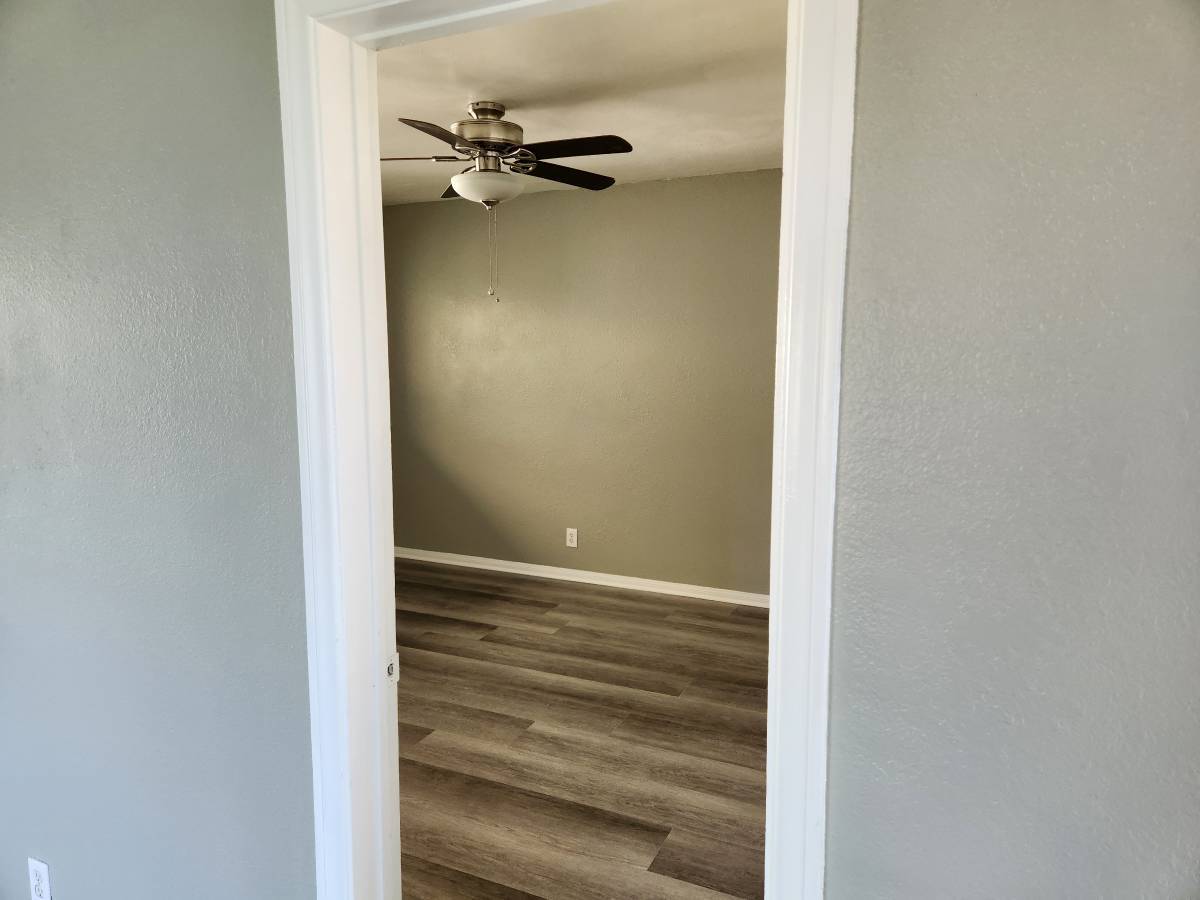 Bedroom 1 - 4639 Lincoln Ave
