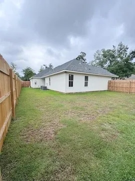 Building Photo - 2240 Caroline St