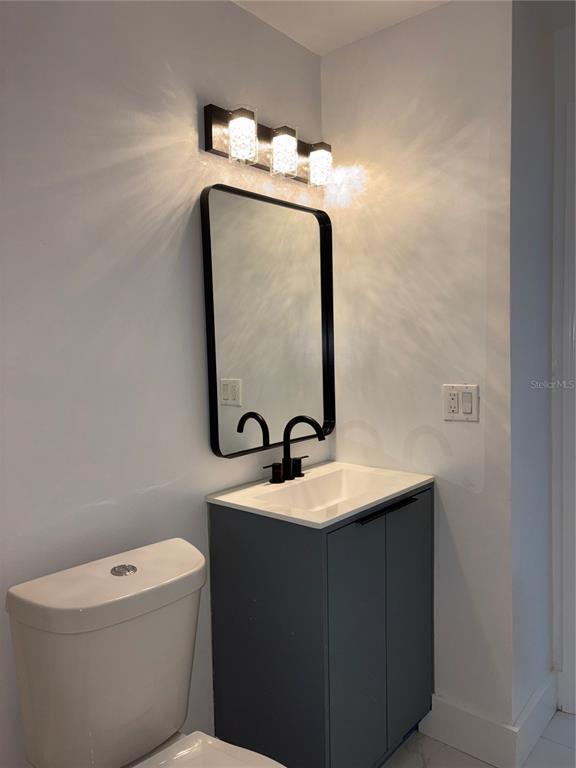 Building Photo - 3206 W Azeele St