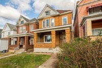 Building Photo - READY FOR MOVE IN! Don't miss this RENOVATED 4-BEDROOM located in Munhall!