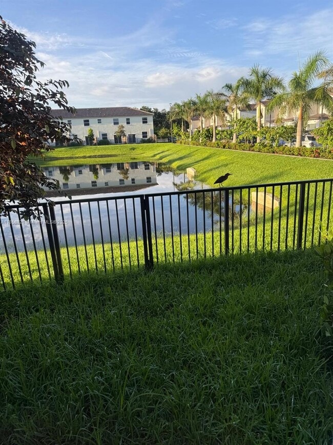 Building Photo - 5534 NW 27th Pl