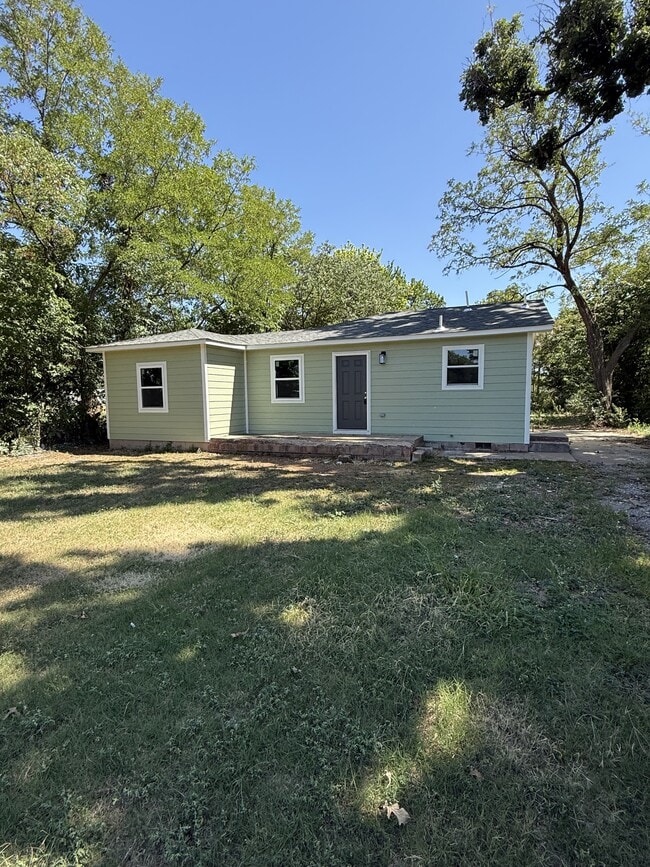 Building Photo - 108 Glenhaven Dr