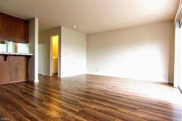 Building Photo - 825 Kiely Blvd