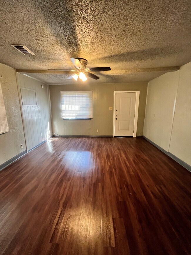 Building Photo - 4609 Dabney St