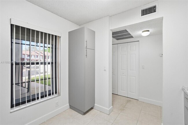 Building Photo - 2376 NW 89th Dr