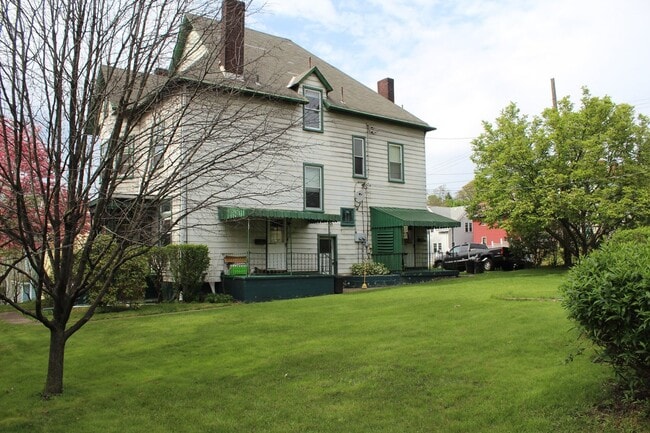 Building Photo - 803 Ohio River Blvd