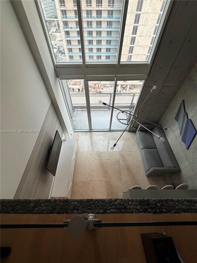 Building Photo - 690 SW 1st Ct