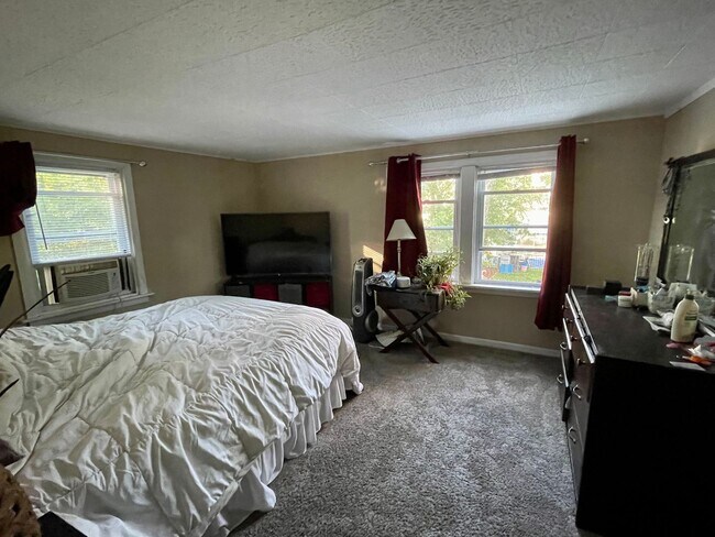 Building Photo - Adabell Properties