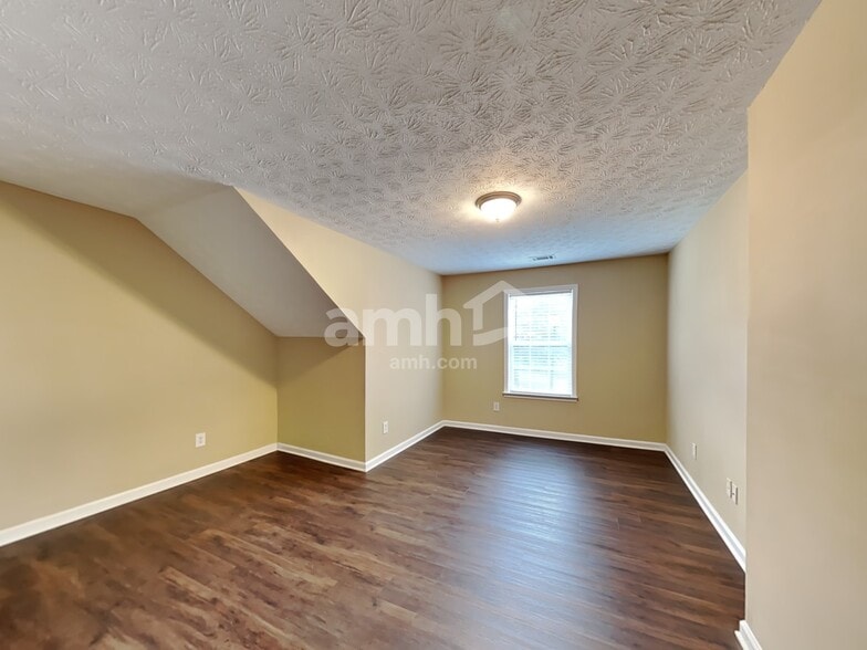Building Photo - 1533 Virgil Pond Ln