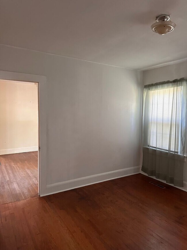 Building Photo - RENTAL HOME 2BD/1BTH