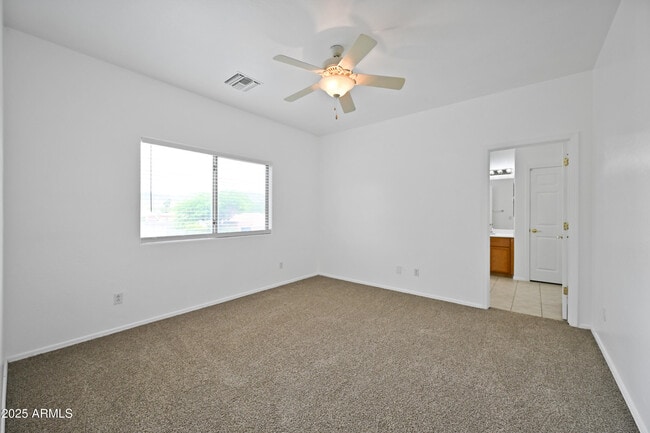 Building Photo - 605 W Latona Rd