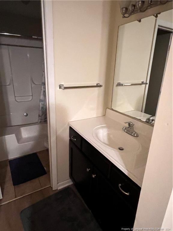 Building Photo - 3374 Galleria Dr