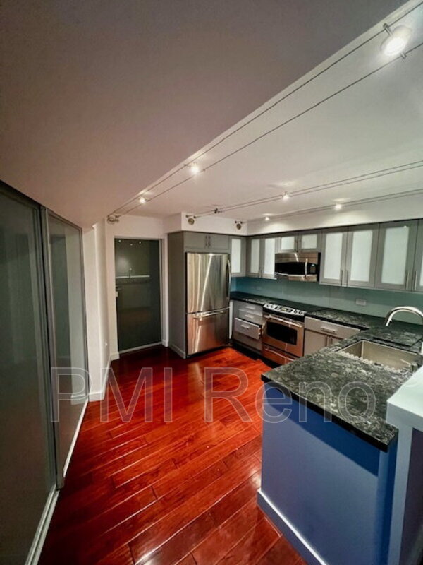 Building Photo - 255 N Sierra St