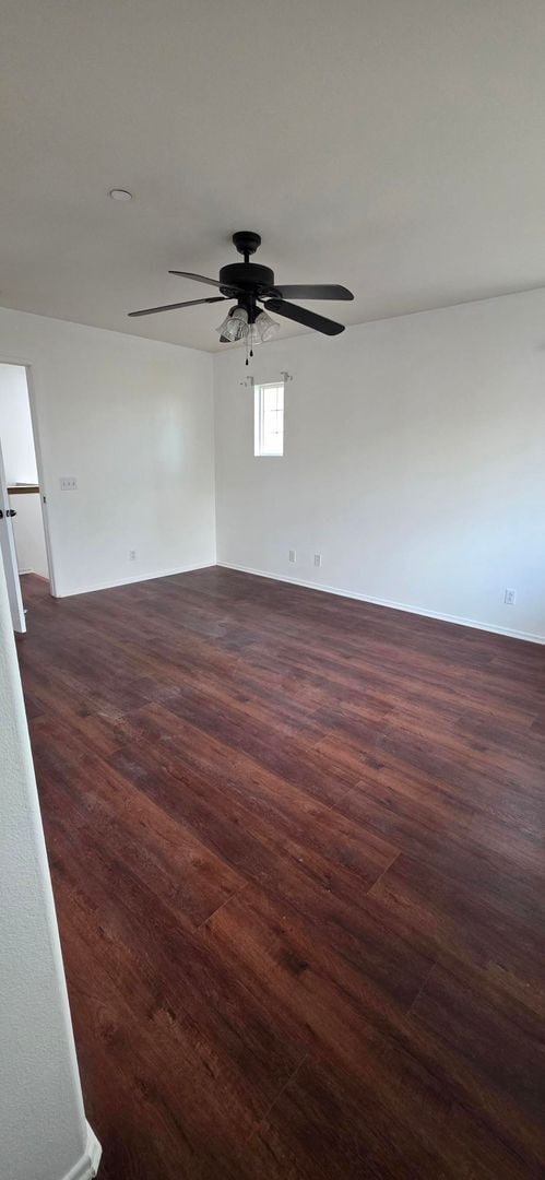 Building Photo - ***OPEN HOUSE 2/15/2026 11am-12pm ***Ready Now! 4bed 3bath